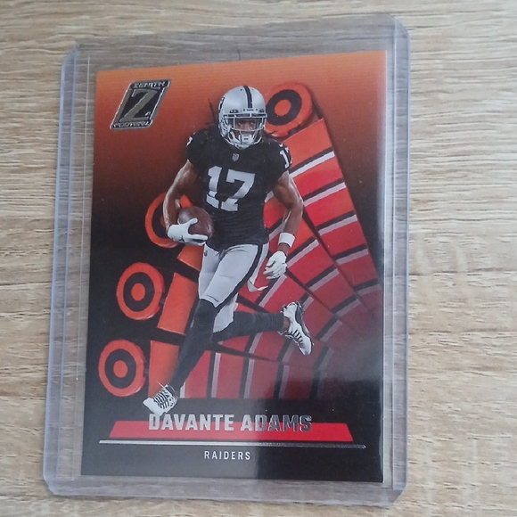 2022 Panini Zenith Davante Adams #84 Red Zone Las Vegas Raiders - Picture 1 of 2
